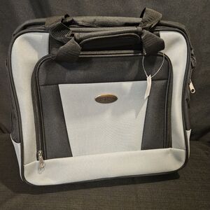 NWT Bella Russo Carry On Rolling Travel Bag With Laptop Compartment